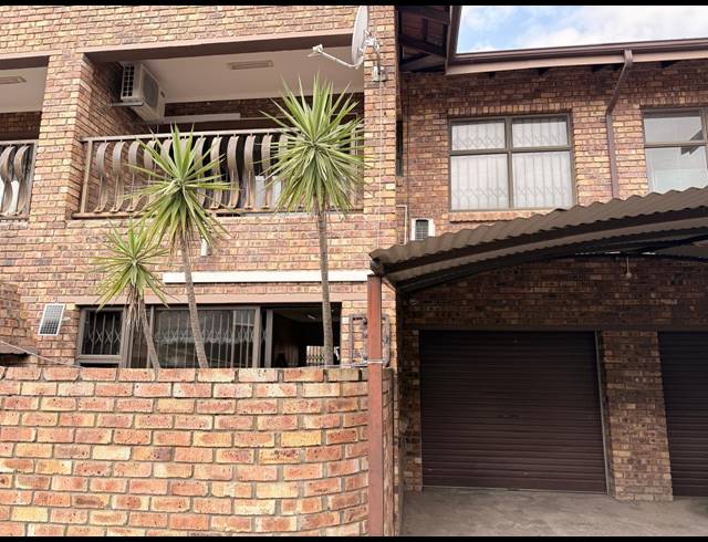 3 BEDROOM APARTMENT TO LET IN HUTTENHEIGHTS